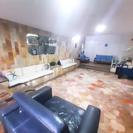 グァルジャー Perola Houseホステル エクステリア 写真