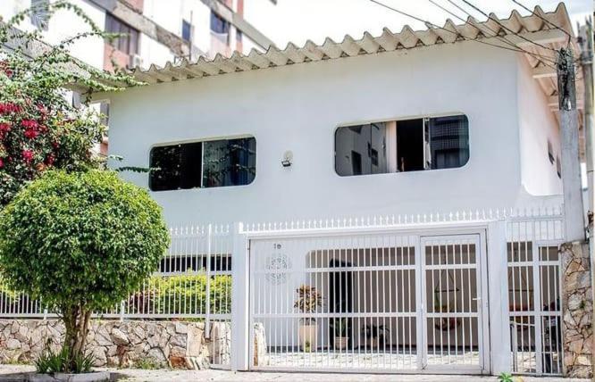 グァルジャー Perola Houseホステル エクステリア 写真